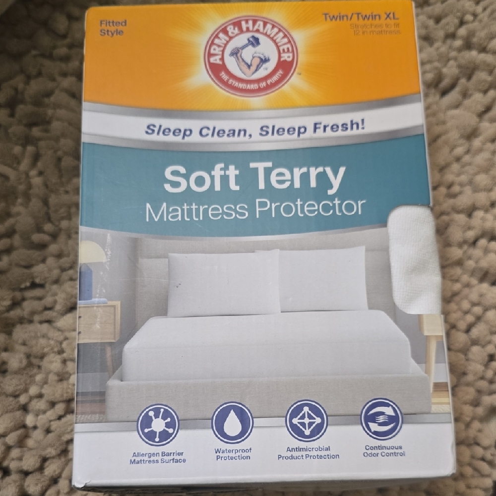 New‎ Arm & Hammer White Terry Waterproof Size Twin/twin XL Mattress Protector